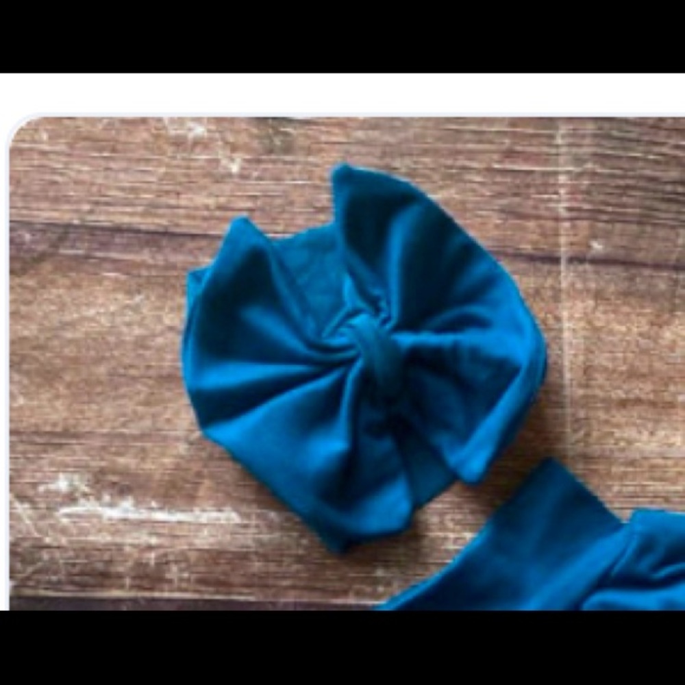 Teal handmade with love bow 0-24months